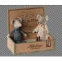 GrandMa & GrandPa Souris in CigarBox Maileg Ikaipaka jeux &