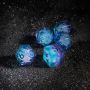 Set de 7 dés Stardust Bleu et Violet paillettes mouvantes
